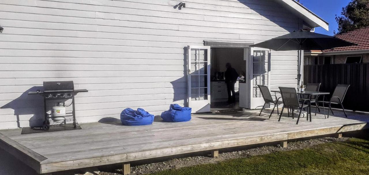 Te Waiharakeke Holiday Home Blenheim Exterior photo